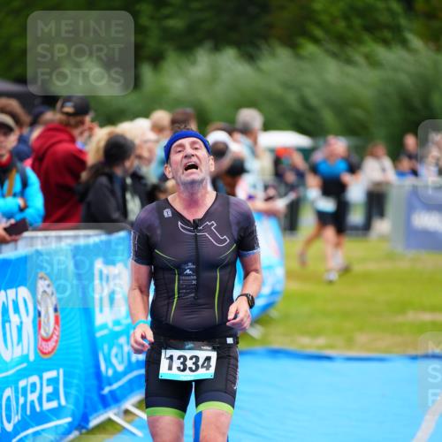 30.08.2026 - Elbe Triathlon Hamburg LAZAROV Photography http://msf.ph/oto/10059814 30.08.2026 11:37:37 Ziel 1264, 1334, 1385, 1440 meine-sportfotos.de