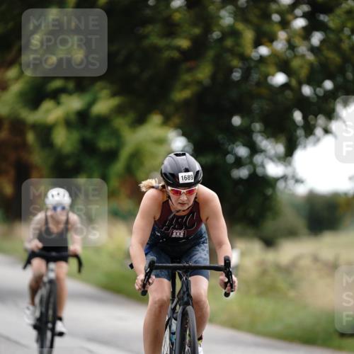 30.08.2026 - Elbe Triathlon Hamburg Michael Burmester http://msf.ph/oto/10059820 30.08.2026 11:36:12 Radfahren 1529, 1689 meine-sportfotos.de