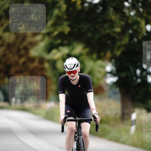 30.08.2026 - Elbe Triathlon Hamburg Michael Burmester http://msf.ph/oto/10059845 30.08.2026 11:36:33 Radfahren 1499, 1687, 1705 meine-sportfotos.de