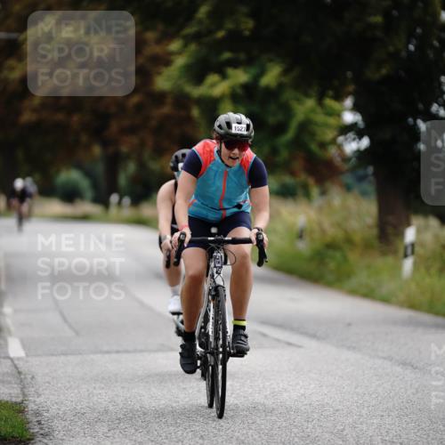 30.08.2026 - Elbe Triathlon Hamburg Michael Burmester http://msf.ph/oto/10059857 30.08.2026 11:36:43 Radfahren 1504, 1527, 1610 meine-sportfotos.de