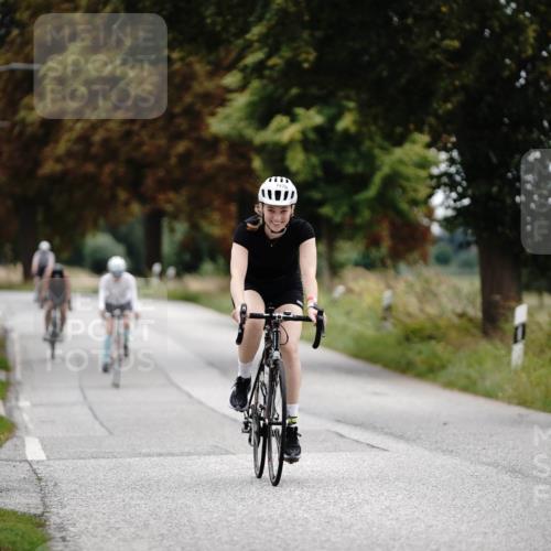 30.08.2026 - Elbe Triathlon Hamburg Michael Burmester http://msf.ph/oto/10059910 30.08.2026 11:37:43 Radfahren 1470, 1495, 1702 meine-sportfotos.de