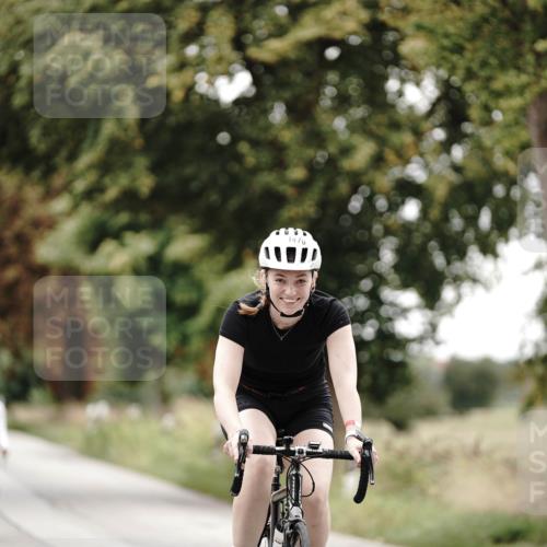 30.08.2026 - Elbe Triathlon Hamburg Michael Burmester http://msf.ph/oto/10059913 30.08.2026 11:37:44 Radfahren 1470, 1495, 1702 meine-sportfotos.de