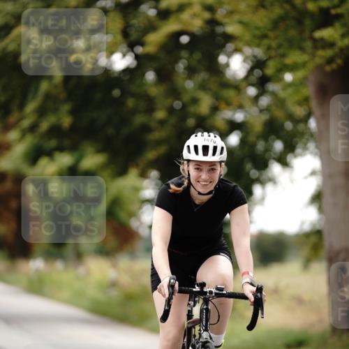 30.08.2026 - Elbe Triathlon Hamburg Michael Burmester http://msf.ph/oto/10059916 30.08.2026 11:37:44 Radfahren 1470, 1495, 1702 meine-sportfotos.de