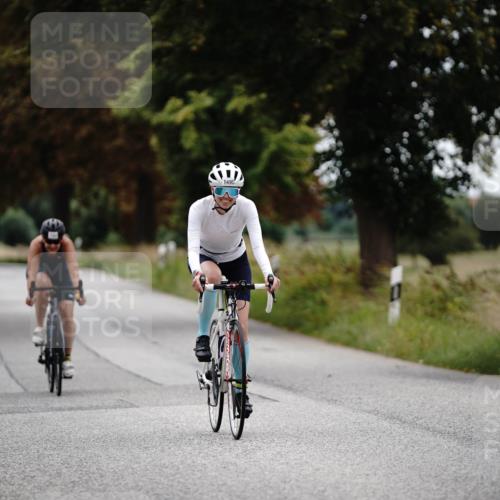 30.08.2026 - Elbe Triathlon Hamburg Michael Burmester http://msf.ph/oto/10059918 30.08.2026 11:37:46 Radfahren 1470, 1495, 1521, 1702 meine-sportfotos.de