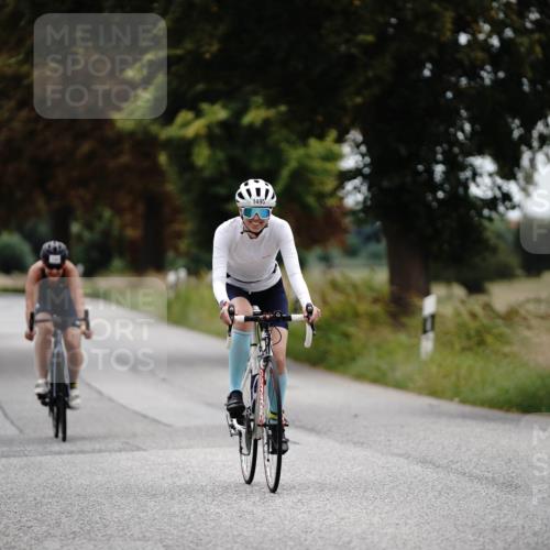 30.08.2026 - Elbe Triathlon Hamburg Michael Burmester http://msf.ph/oto/10059920 30.08.2026 11:37:46 Radfahren 1470, 1495, 1521, 1702 meine-sportfotos.de