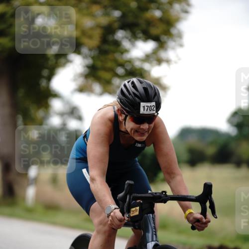 30.08.2026 - Elbe Triathlon Hamburg Michael Burmester http://msf.ph/oto/10059932 30.08.2026 11:37:49 Radfahren 1495, 1521, 1702 meine-sportfotos.de