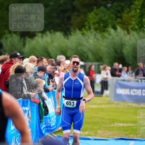 30.08.2026 - Elbe Triathlon Hamburg LAZAROV Photography http://msf.ph/oto/10059938 30.08.2026 11:38:08 Ziel  meine-sportfotos.de
