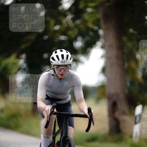 30.08.2026 - Elbe Triathlon Hamburg Michael Burmester http://msf.ph/oto/10059939 30.08.2026 11:37:54 Radfahren 1521, 1571 meine-sportfotos.de