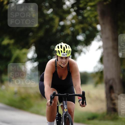 30.08.2026 - Elbe Triathlon Hamburg Michael Burmester http://msf.ph/oto/10059949 30.08.2026 11:37:59 Radfahren 1532, 1541, 1571 meine-sportfotos.de