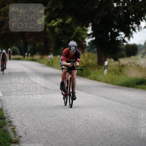 30.08.2026 - Elbe Triathlon Hamburg Michael Burmester http://msf.ph/oto/10059983 30.08.2026 11:38:13 Radfahren 1519, 1587, 1654 meine-sportfotos.de