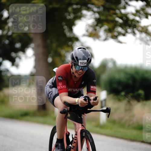 30.08.2026 - Elbe Triathlon Hamburg Michael Burmester http://msf.ph/oto/10059985 30.08.2026 11:38:14 Radfahren 1469, 1519, 1587, 1654 meine-sportfotos.de