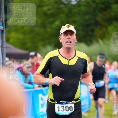 30.08.2026 - Elbe Triathlon Hamburg LAZAROV Photography http://msf.ph/oto/10059993 30.08.2026 11:38:36 Ziel 867, 1226, 1253, 1271, 1300, 1354, 1444 meine-sportfotos.de