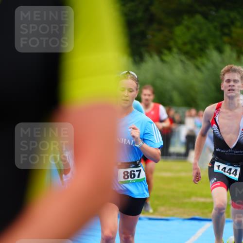 30.08.2026 - Elbe Triathlon Hamburg LAZAROV Photography http://msf.ph/oto/10060005 30.08.2026 11:38:39 Ziel 867, 1226, 1253, 1271, 1300, 1354, 1444 meine-sportfotos.de