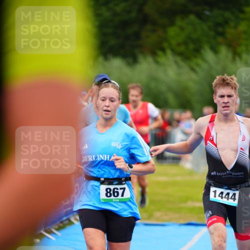 30.08.2026 - Elbe Triathlon Hamburg LAZAROV Photography http://msf.ph/oto/10060007 30.08.2026 11:38:39 Ziel 867, 1226, 1253, 1271, 1300, 1354, 1444 meine-sportfotos.de