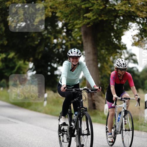 30.08.2026 - Elbe Triathlon Hamburg Michael Burmester http://msf.ph/oto/10060022 30.08.2026 11:38:26 Radfahren 1465, 1498, 1502, 1658 meine-sportfotos.de