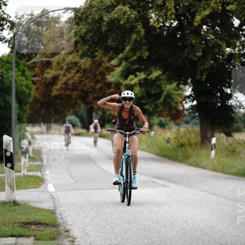 30.08.2026 - Elbe Triathlon Hamburg Michael Burmester http://msf.ph/oto/10060026 30.08.2026 11:38:32 Radfahren 1465, 1626, 1633 meine-sportfotos.de