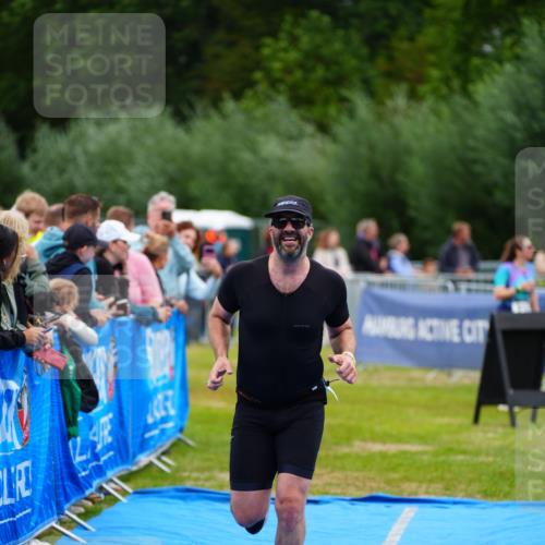 30.08.2026 - Elbe Triathlon Hamburg LAZAROV Photography http://msf.ph/oto/10060055 30.08.2026 11:38:49 Ziel 1162 meine-sportfotos.de