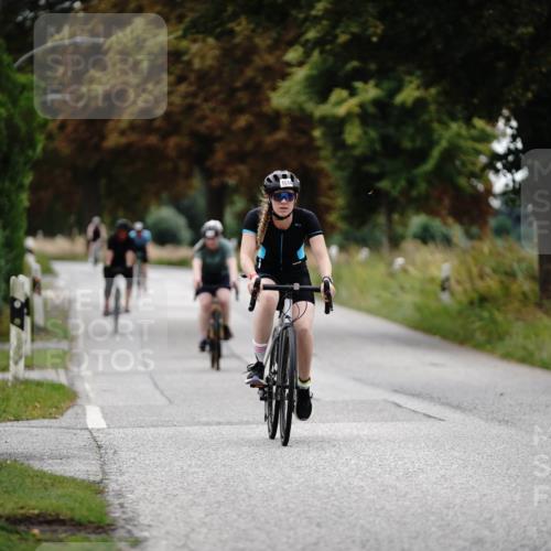 30.08.2026 - Elbe Triathlon Hamburg Michael Burmester http://msf.ph/oto/10060070 30.08.2026 11:39:01 Radfahren 1514, 1535, 1540, 1543, 1683, 1715 meine-sportfotos.de