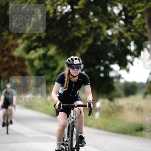 30.08.2026 - Elbe Triathlon Hamburg Michael Burmester http://msf.ph/oto/10060074 30.08.2026 11:39:02 Radfahren 1514, 1535, 1540, 1543, 1683, 1715 meine-sportfotos.de