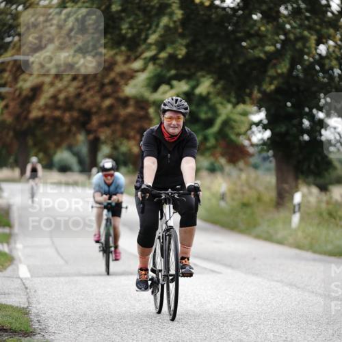 30.08.2026 - Elbe Triathlon Hamburg Michael Burmester http://msf.ph/oto/10060093 30.08.2026 11:39:07 Radfahren 1524, 1540, 1543, 1683, 1715 meine-sportfotos.de