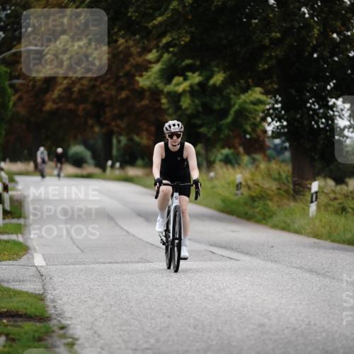 30.08.2026 - Elbe Triathlon Hamburg Michael Burmester http://msf.ph/oto/10060101 30.08.2026 11:39:13 Radfahren 1524 meine-sportfotos.de