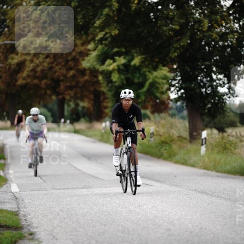 30.08.2026 - Elbe Triathlon Hamburg Michael Burmester http://msf.ph/oto/10060104 30.08.2026 11:39:24 Radfahren 1482, 1542, 1593, 1678 meine-sportfotos.de