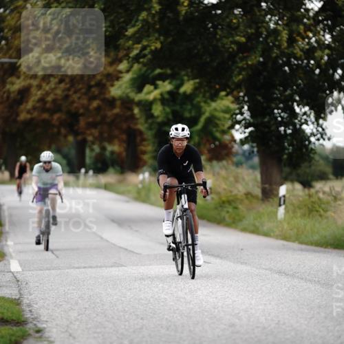 30.08.2026 - Elbe Triathlon Hamburg Michael Burmester http://msf.ph/oto/10060107 30.08.2026 11:39:24 Radfahren 1482, 1542, 1593, 1678 meine-sportfotos.de