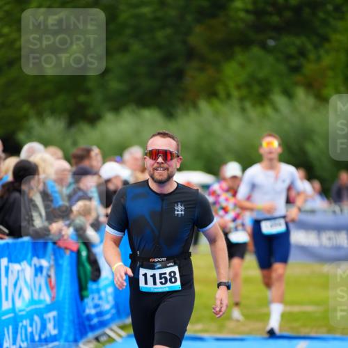 30.08.2026 - Elbe Triathlon Hamburg LAZAROV Photography http://msf.ph/oto/10060116 30.08.2026 11:39:06 Ziel 1158, 1169, 1319, 1346, 1456 meine-sportfotos.de