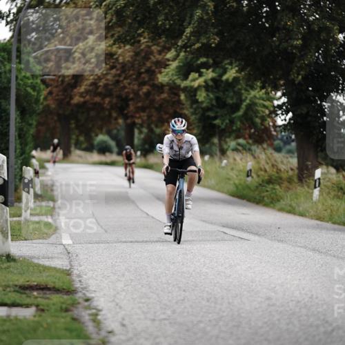 30.08.2026 - Elbe Triathlon Hamburg Michael Burmester http://msf.ph/oto/10060136 30.08.2026 11:39:37 Radfahren 1615, 1631 meine-sportfotos.de