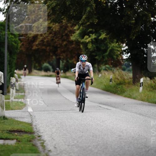 30.08.2026 - Elbe Triathlon Hamburg Michael Burmester http://msf.ph/oto/10060137 30.08.2026 11:39:37 Radfahren 1615, 1631 meine-sportfotos.de