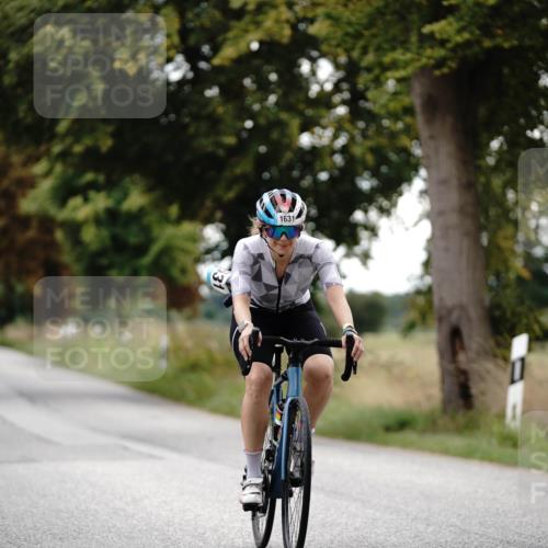 30.08.2026 - Elbe Triathlon Hamburg Michael Burmester http://msf.ph/oto/10060142 30.08.2026 11:39:38 Radfahren 1615, 1631 meine-sportfotos.de