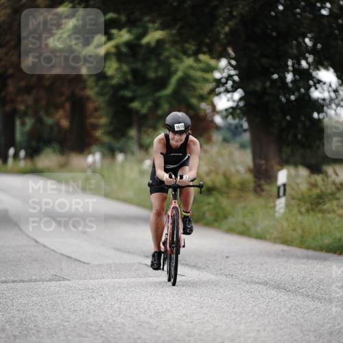 30.08.2026 - Elbe Triathlon Hamburg Michael Burmester http://msf.ph/oto/10060144 30.08.2026 11:39:42 Radfahren 1615 meine-sportfotos.de
