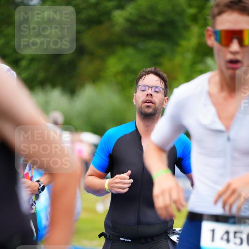 30.08.2026 - Elbe Triathlon Hamburg LAZAROV Photography http://msf.ph/oto/10060150 30.08.2026 11:39:13 Ziel 709, 877, 1064, 1123, 1125, 1169, 1214, 1256, 1319 meine-sportfotos.de