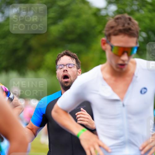 30.08.2026 - Elbe Triathlon Hamburg LAZAROV Photography http://msf.ph/oto/10060156 30.08.2026 11:39:13 Ziel 709, 877, 1064, 1123, 1125, 1169, 1214, 1256, 1319 meine-sportfotos.de