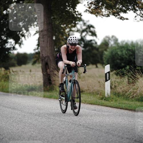 30.08.2026 - Elbe Triathlon Hamburg Michael Burmester http://msf.ph/oto/10060164 30.08.2026 11:39:57 Radfahren 1416, 1566, 1694 meine-sportfotos.de