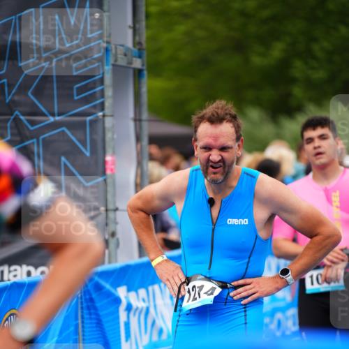 30.08.2026 - Elbe Triathlon Hamburg LAZAROV Photography http://msf.ph/oto/10060191 30.08.2026 11:39:20 Ziel 709, 992, 1064, 1123, 1125, 1205, 1214, 1256 meine-sportfotos.de