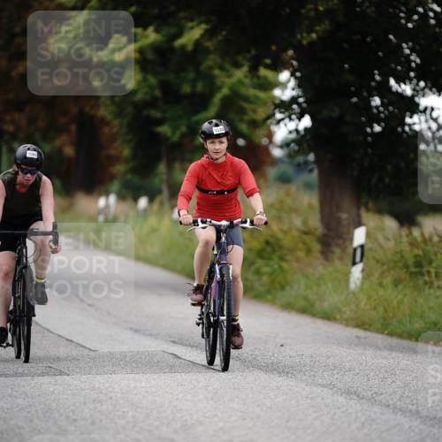 30.08.2026 - Elbe Triathlon Hamburg Michael Burmester http://msf.ph/oto/10060222 30.08.2026 11:40:48 Radfahren 1506, 1530, 1719 meine-sportfotos.de