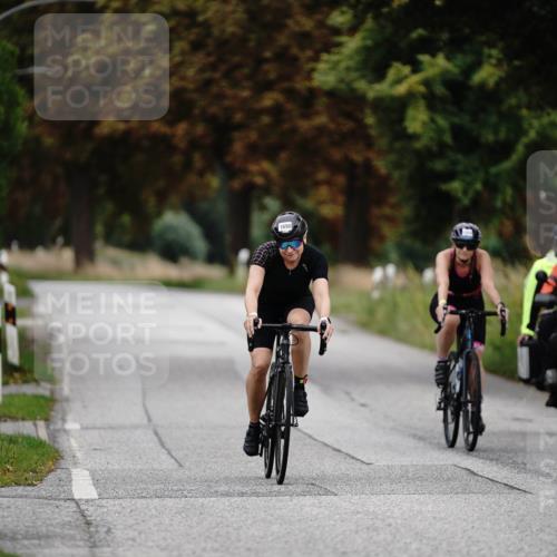 30.08.2026 - Elbe Triathlon Hamburg Michael Burmester http://msf.ph/oto/10060255 30.08.2026 11:41:58 Radfahren 1665, 1690 meine-sportfotos.de