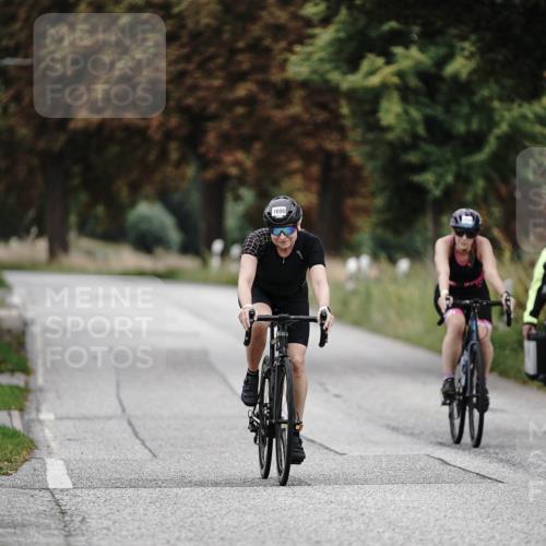 30.08.2026 - Elbe Triathlon Hamburg Michael Burmester http://msf.ph/oto/10060257 30.08.2026 11:41:58 Radfahren 1665, 1690 meine-sportfotos.de