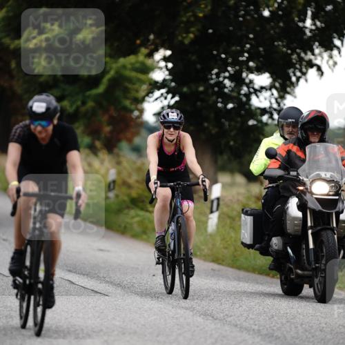 30.08.2026 - Elbe Triathlon Hamburg Michael Burmester http://msf.ph/oto/10060259 30.08.2026 11:41:59 Radfahren 1665, 1690 meine-sportfotos.de