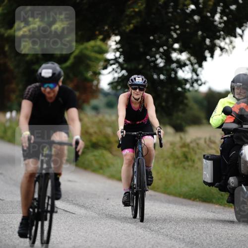 30.08.2026 - Elbe Triathlon Hamburg Michael Burmester http://msf.ph/oto/10060263 30.08.2026 11:41:59 Radfahren 1665, 1690 meine-sportfotos.de