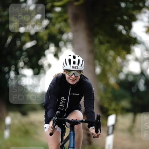 30.08.2026 - Elbe Triathlon Hamburg Michael Burmester http://msf.ph/oto/10060287 30.08.2026 11:42:41 Radfahren 1629, 1638 meine-sportfotos.de