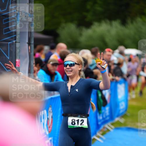30.08.2026 - Elbe Triathlon Hamburg LAZAROV Photography http://msf.ph/oto/10060291 30.08.2026 11:39:44 Ziel 657, 802, 812, 871, 979, 1146, 1247, 1277 meine-sportfotos.de