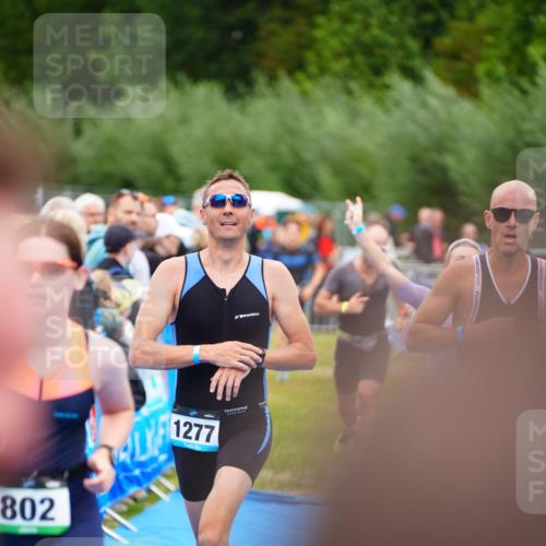 30.08.2026 - Elbe Triathlon Hamburg LAZAROV Photography http://msf.ph/oto/10060311 30.08.2026 11:39:49 Ziel 657, 697, 802, 871, 1247, 1277, 1371 meine-sportfotos.de