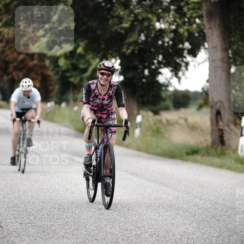 30.08.2026 - Elbe Triathlon Hamburg Michael Burmester http://msf.ph/oto/10060321 30.08.2026 11:43:23 Radfahren 1635, 1668, 1673 meine-sportfotos.de