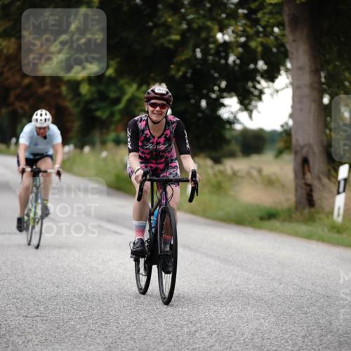 30.08.2026 - Elbe Triathlon Hamburg Michael Burmester http://msf.ph/oto/10060323 30.08.2026 11:43:23 Radfahren 1635, 1668, 1673 meine-sportfotos.de