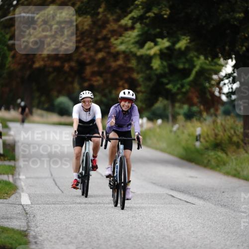 30.08.2026 - Elbe Triathlon Hamburg Michael Burmester http://msf.ph/oto/10060334 30.08.2026 11:43:30 Radfahren 1601, 1647 meine-sportfotos.de