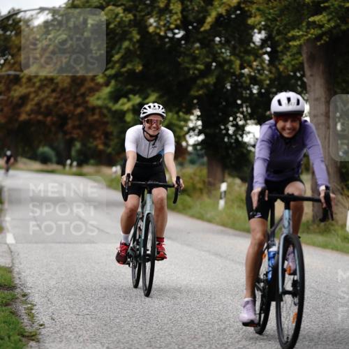 30.08.2026 - Elbe Triathlon Hamburg Michael Burmester http://msf.ph/oto/10060342 30.08.2026 11:43:31 Radfahren 1601, 1647 meine-sportfotos.de