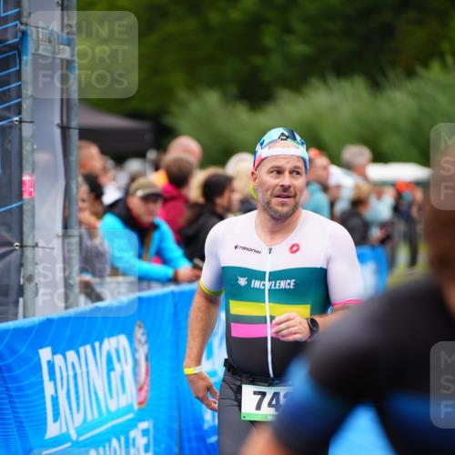 30.08.2026 - Elbe Triathlon Hamburg LAZAROV Photography http://msf.ph/oto/10060352 30.08.2026 11:40:04 Ziel 742, 1245, 1268 meine-sportfotos.de