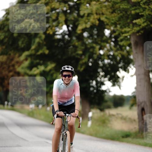 30.08.2026 - Elbe Triathlon Hamburg Michael Burmester http://msf.ph/oto/10060361 30.08.2026 11:43:55 Radfahren 1483 meine-sportfotos.de